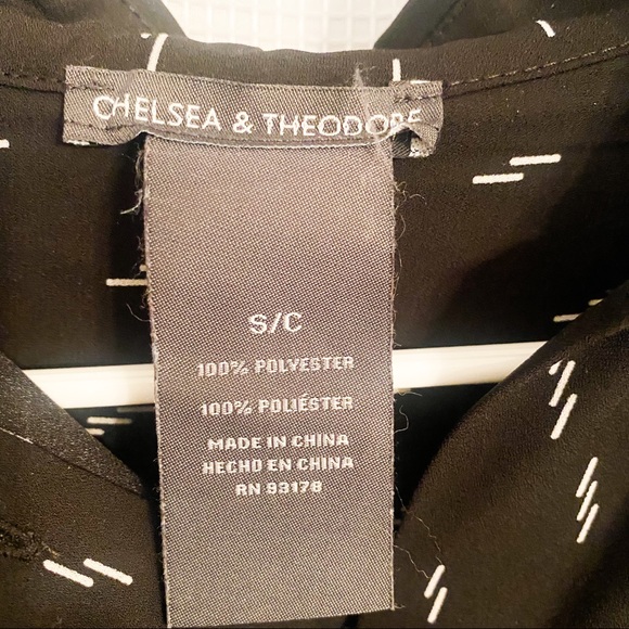 Chelsea and Theodore Black Button up w/white SZ S - Picture 3 of 3